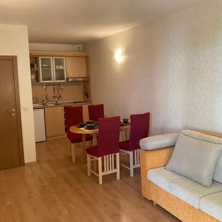 уютен апартамент синева 1, Rutland 1 * Ravda